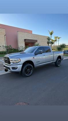 RAM 2500 6.7 I6 TURBO DIESEL LARAMIE CD 4X4 AUTOMÁTICO RAM 2500 6.7 I6 TURBO DIESEL LARAMIE CD 4X4 AUTOMÁTICO